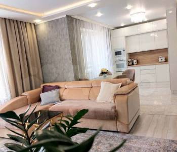 Продается 1-комнатная квартира, 58,1 м²