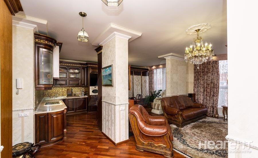 Продается 3-х комнатная квартира, 100 м²