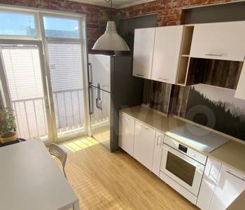 Продается 1-комнатная квартира, 38 м²