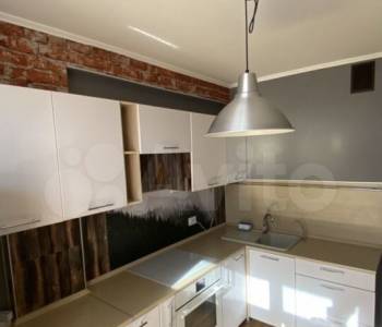 Продается 1-комнатная квартира, 38 м²