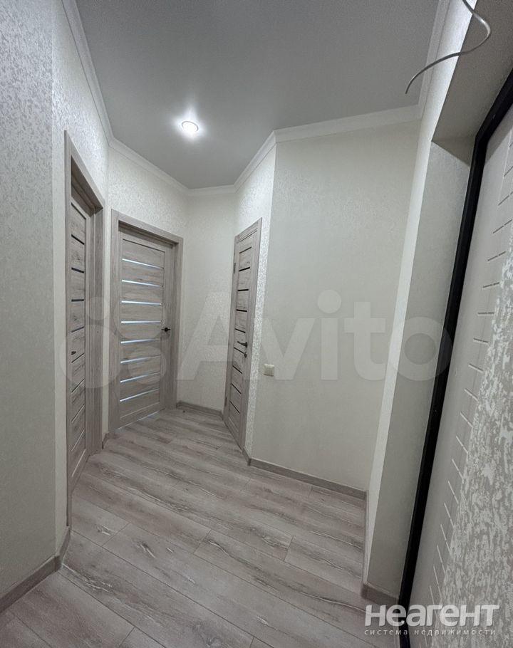 Продается 1-комнатная квартира, 39 м²