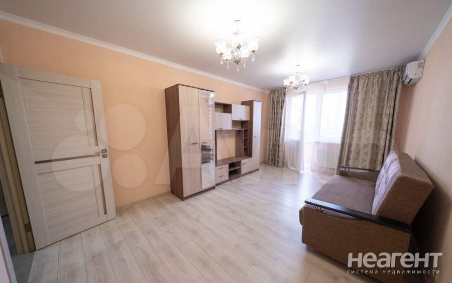 Сдается 2-х комнатная квартира, 65,6 м²