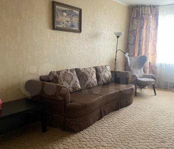 Сдается 1-комнатная квартира, 40 м²