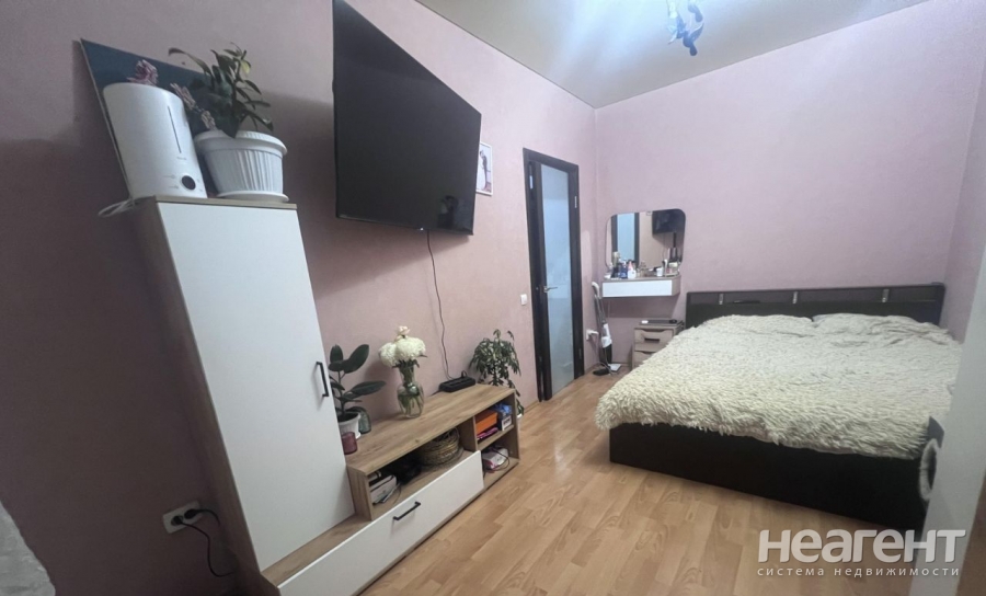 Продается 1-комнатная квартира, 32,5 м²