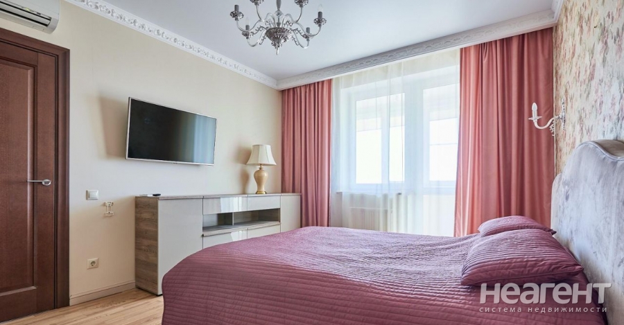 Сдается 2-х комнатная квартира, 70 м²