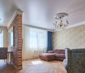 Сдается 2-х комнатная квартира, 70 м²