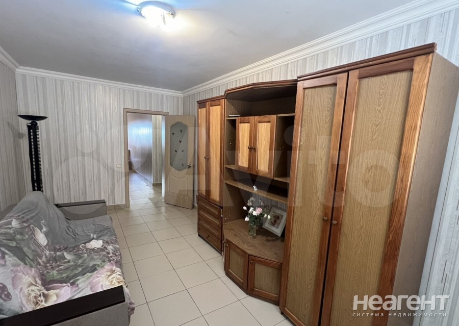 Продается 1-комнатная квартира, 38 м²