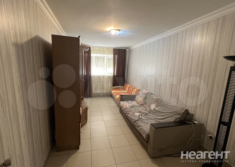 Продается 1-комнатная квартира, 38 м²