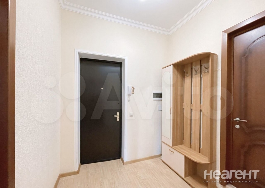 Продается 1-комнатная квартира, 39 м²