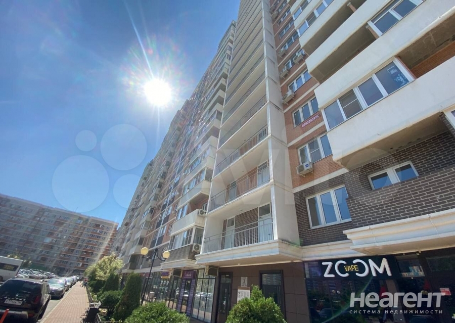 Продается 1-комнатная квартира, 36 м²