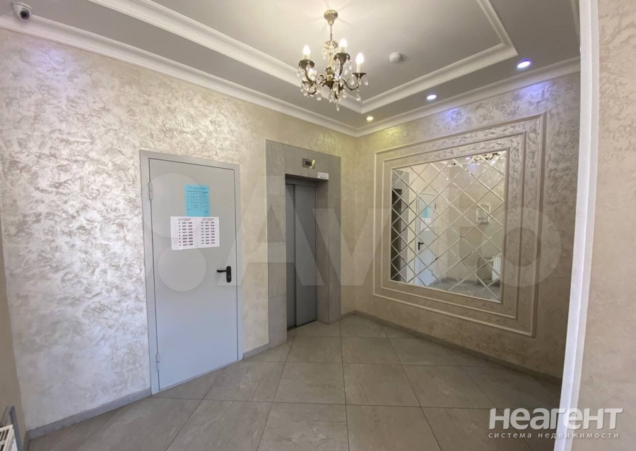 Продается 1-комнатная квартира, 36 м²