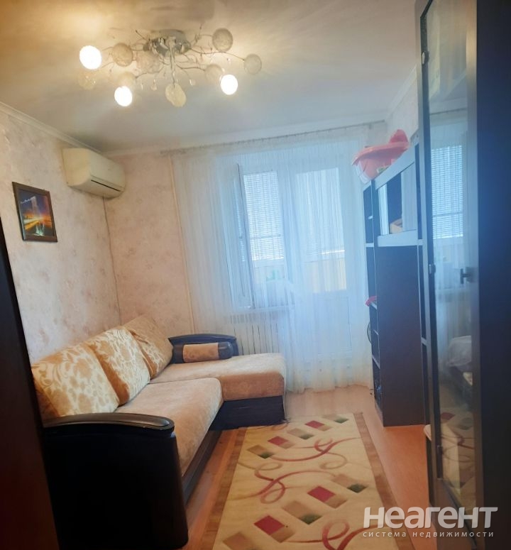 Сдается 1-комнатная квартира, 45 м²