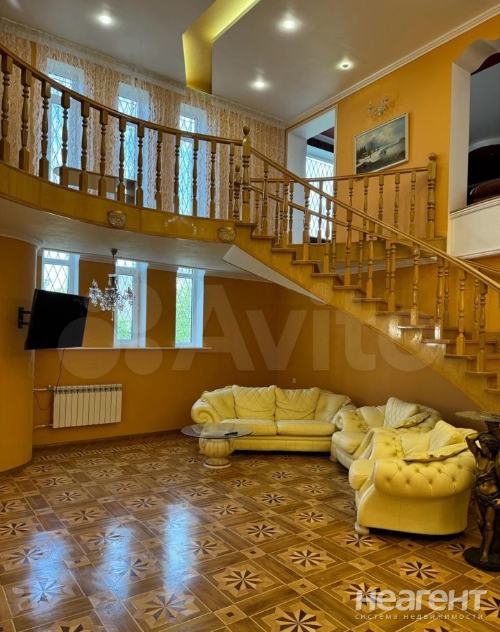 Продается Дом, 451 м²