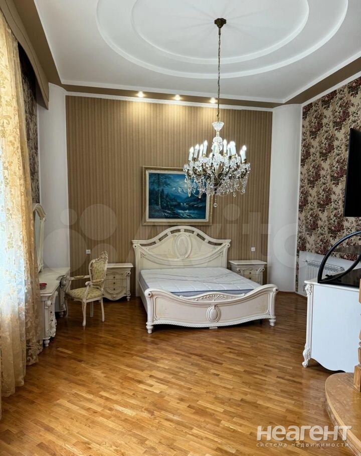 Продается Дом, 451 м²