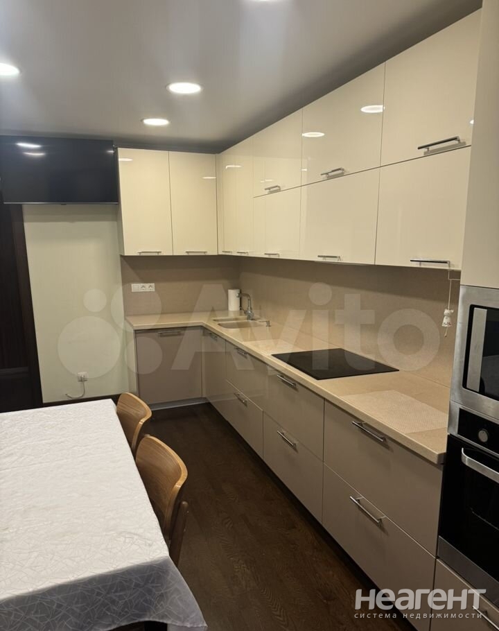 Продается 2-х комнатная квартира, 73 м²