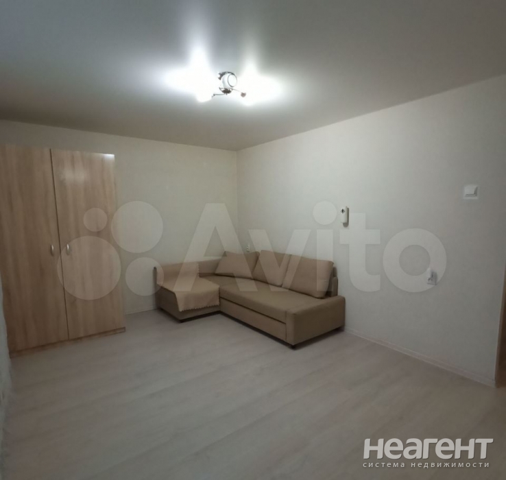 Продается 1-комнатная квартира, 36,6 м²