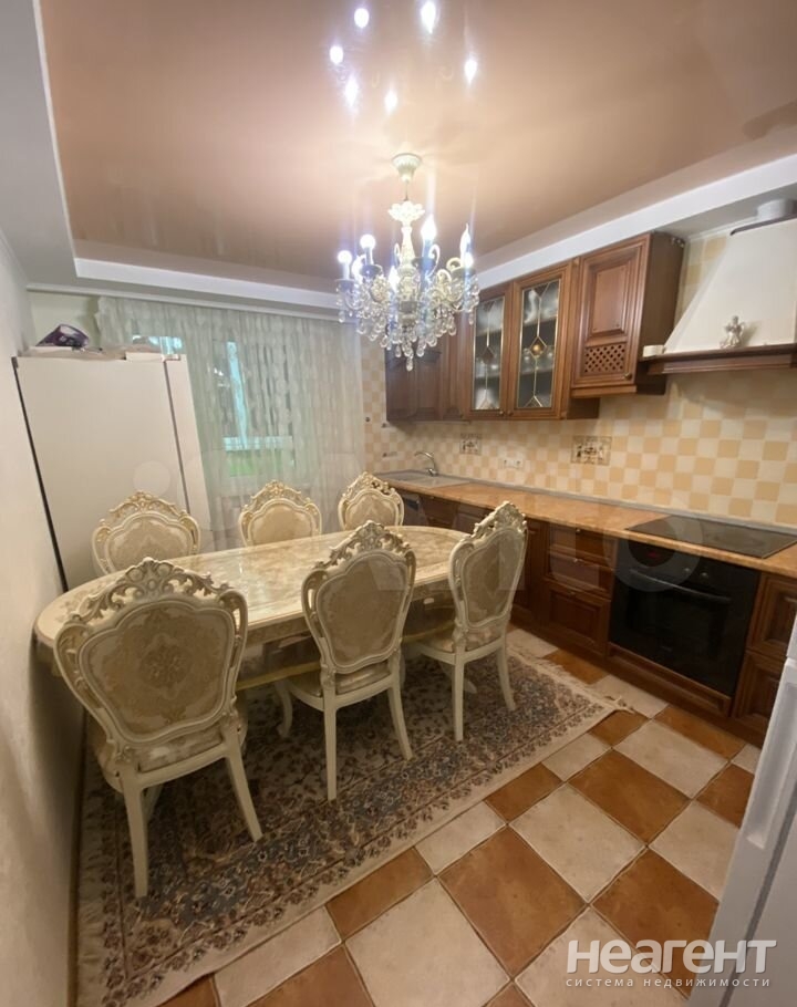 Продается 2-х комнатная квартира, 74 м²