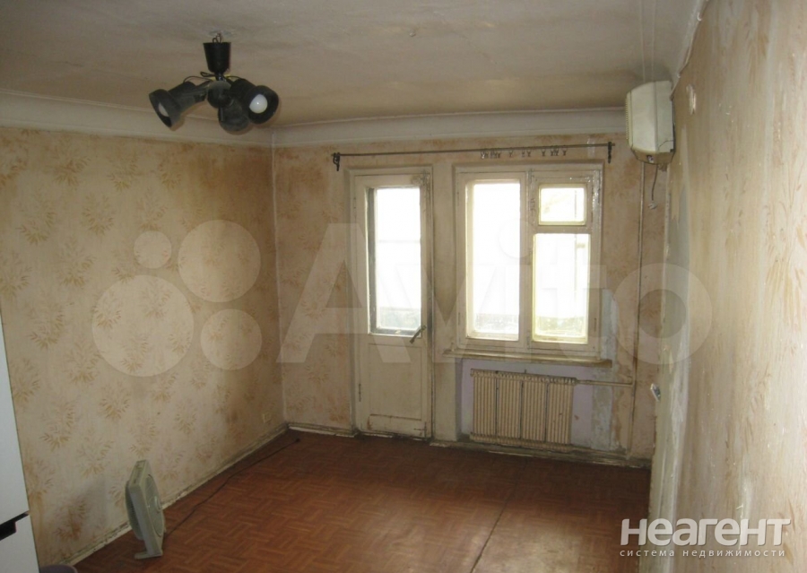 Продается 3-х комнатная квартира, 48,3 м²