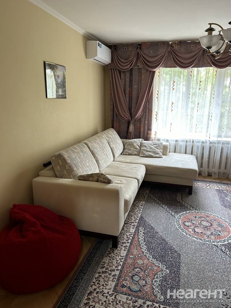 Сдается 2-х комнатная квартира, 54 м²