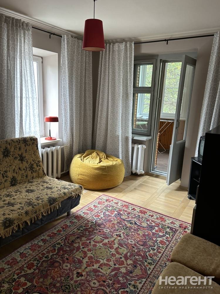 Сдается 2-х комнатная квартира, 54 м²