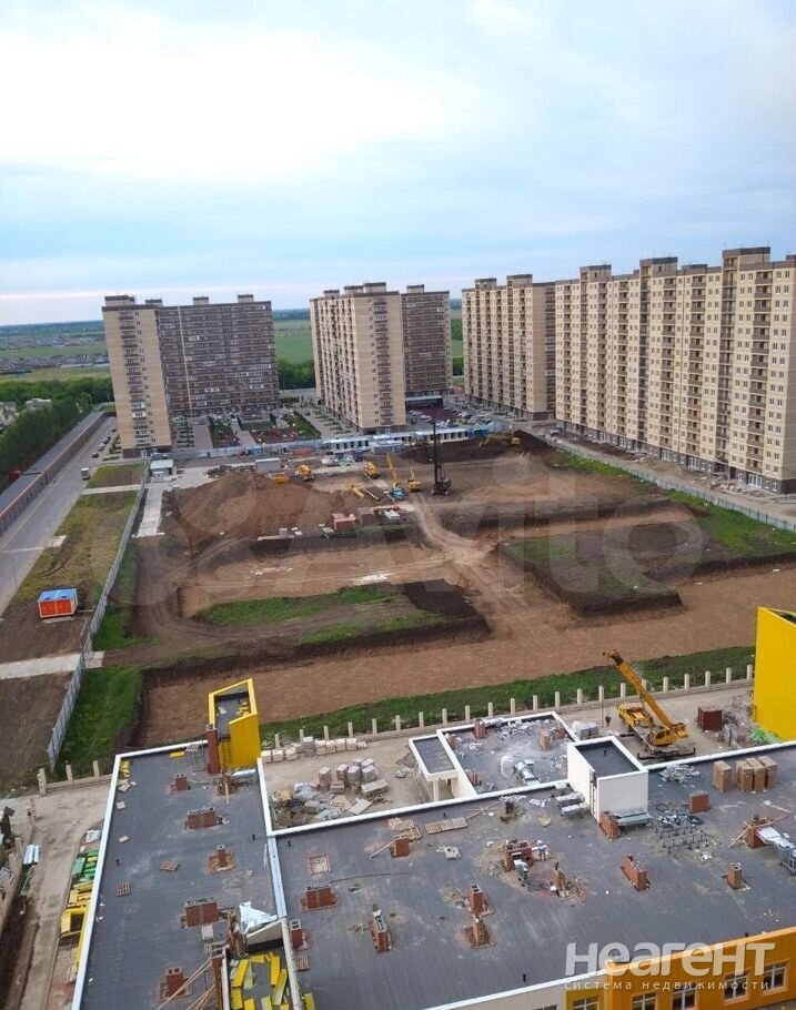 Продается 1-комнатная квартира, 38,6 м²