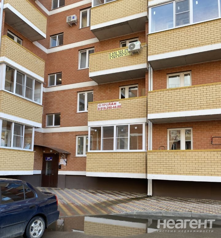 Продается 1-комнатная квартира, 38 м²