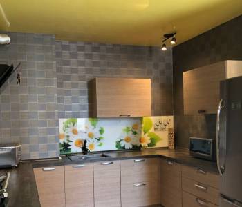 Продается 2-х комнатная квартира, 58 м²