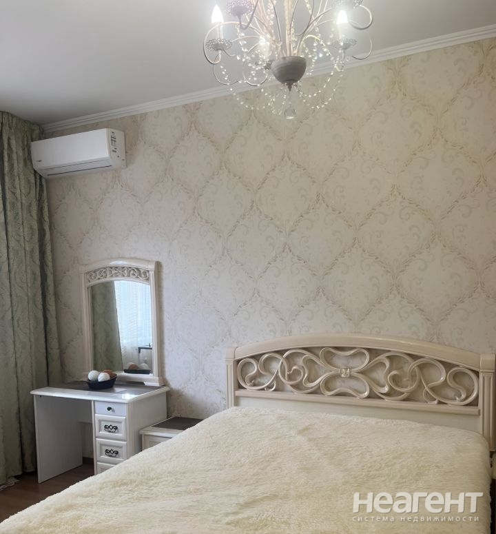 Продается 1-комнатная квартира, 44,8 м²