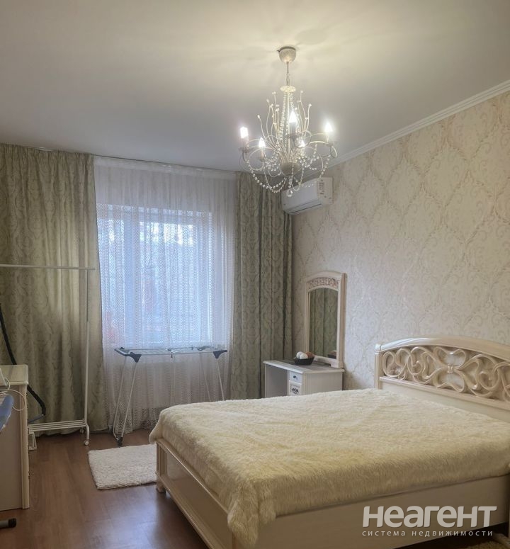 Продается 1-комнатная квартира, 44,8 м²