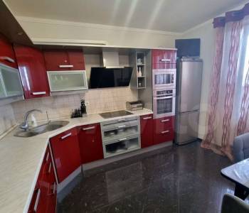 Продается 1-комнатная квартира, 49,5 м²