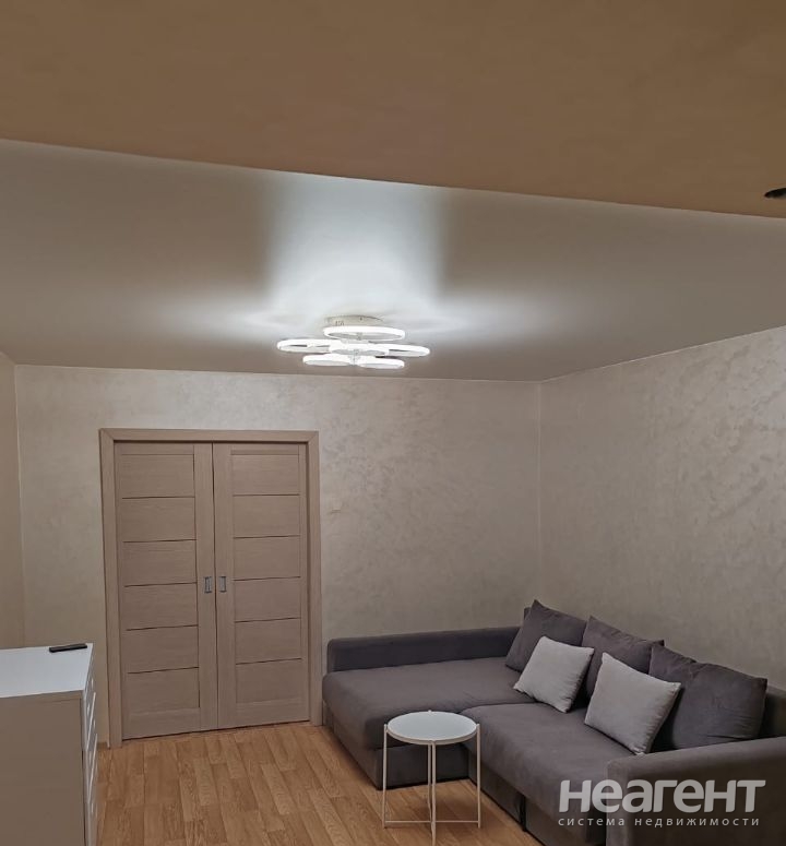 Сдается 2-х комнатная квартира, 55 м²