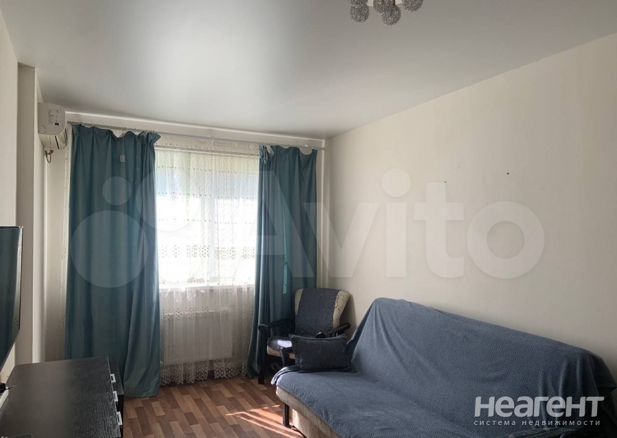 Продается 1-комнатная квартира, 38,4 м²