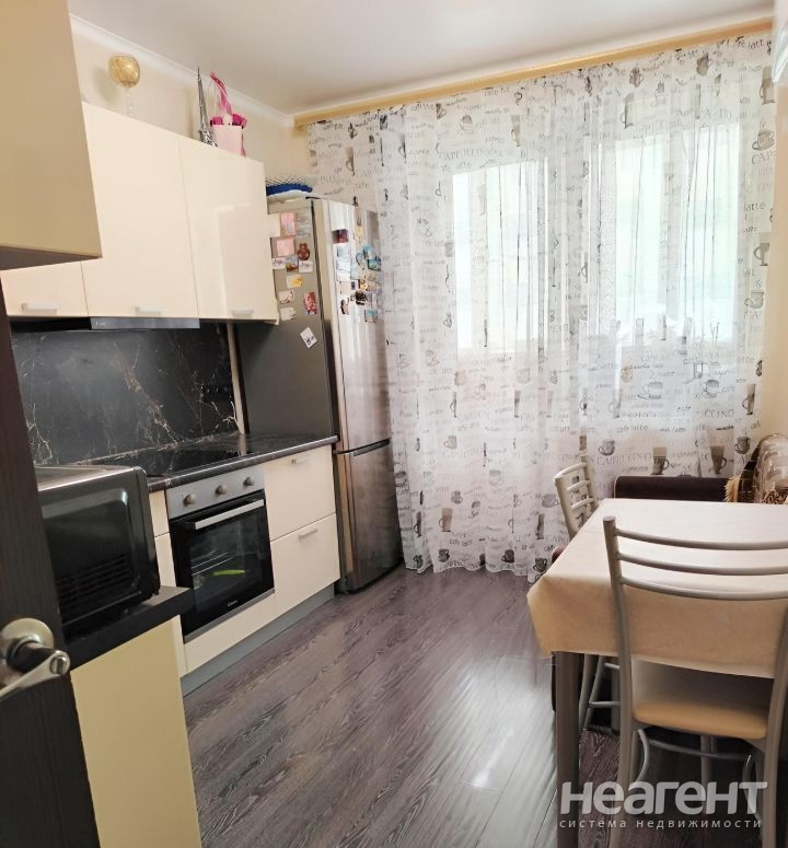 Продается 1-комнатная квартира, 36,5 м²