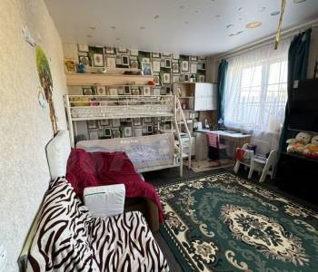 Продается Дом, 185 м²