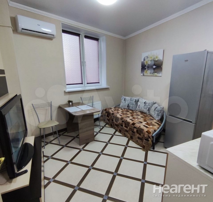 Продается 1-комнатная квартира, 32 м²