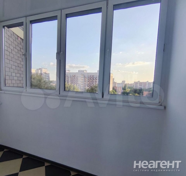 Продается 1-комнатная квартира, 32 м²