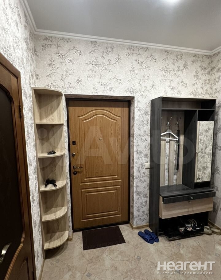 Продается 1-комнатная квартира, 40,2 м²