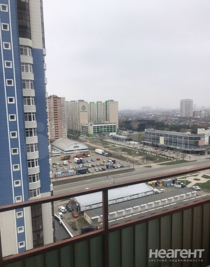 Продается 1-комнатная квартира, 36 м²