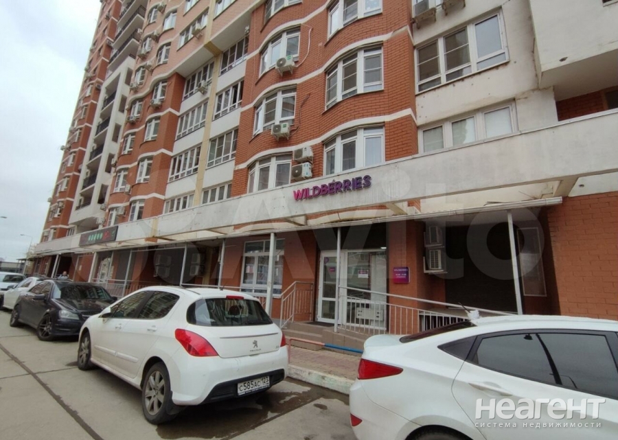 Продается 1-комнатная квартира, 46 м²