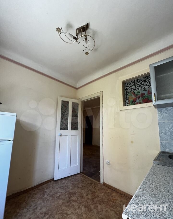 Продается 1-комнатная квартира, 32 м²