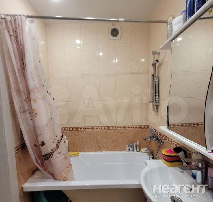 Продается 1-комнатная квартира, 41,4 м²