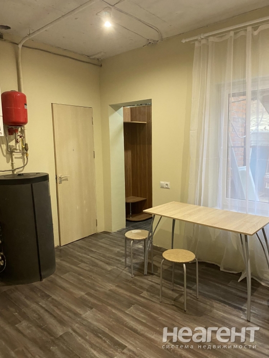 Сдается 2-х комнатная квартира, 45 м²