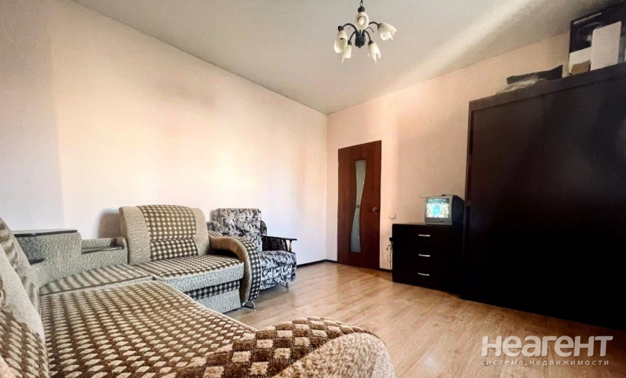 Продается 1-комнатная квартира, 38,4 м²