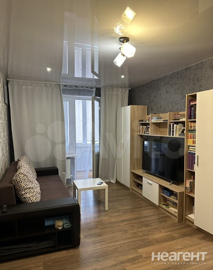 Продается 1-комнатная квартира, 44 м²