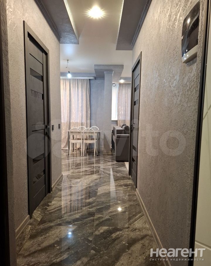 Продается 1-комнатная квартира, 41,6 м²