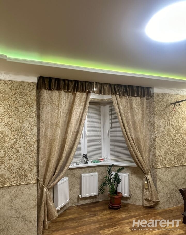 Продается 2-х комнатная квартира, 65 м²