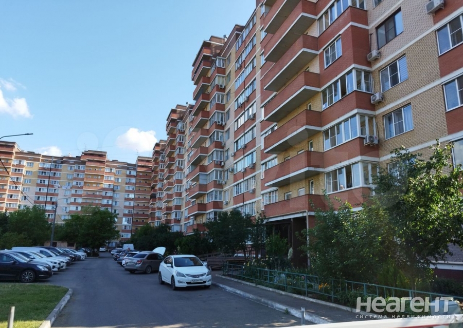 Продается 1-комнатная квартира, 43,8 м²