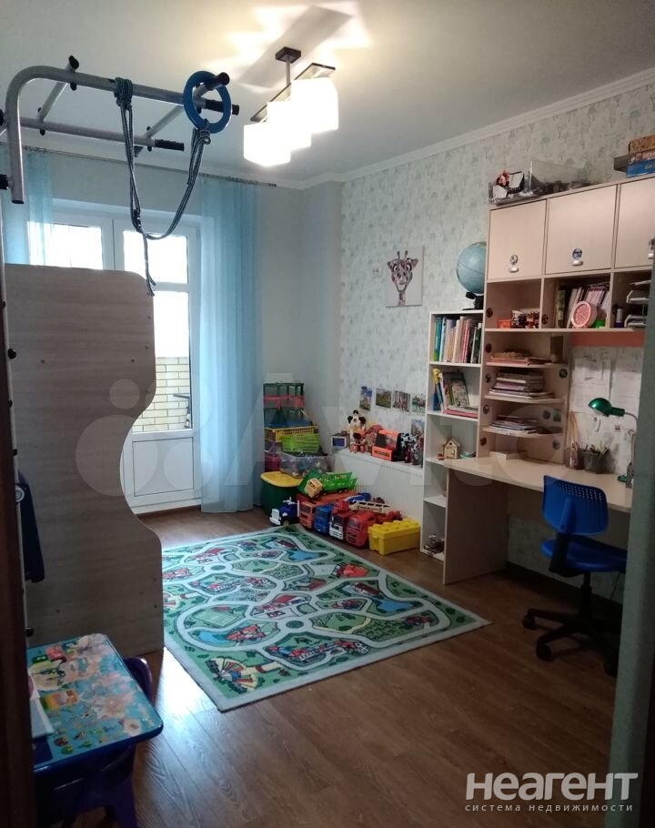 Продается 2-х комнатная квартира, 71 м²