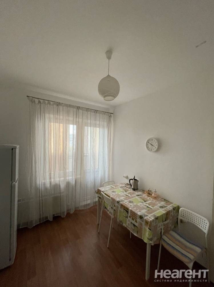 Продается 2-х комнатная квартира, 56 м²