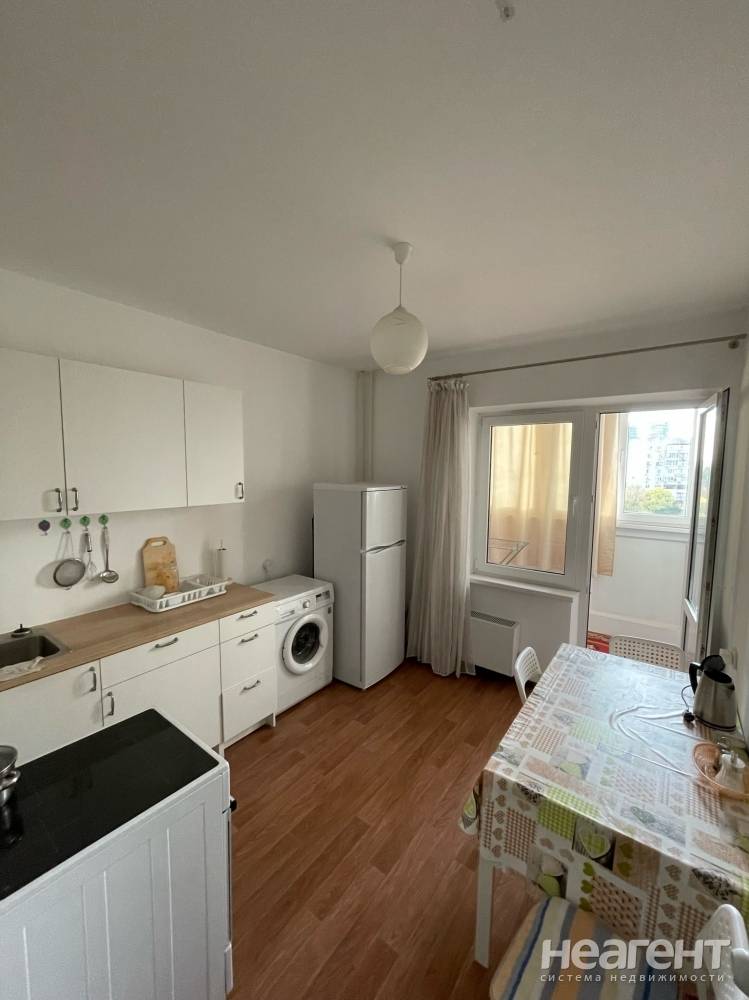 Продается 2-х комнатная квартира, 56 м²